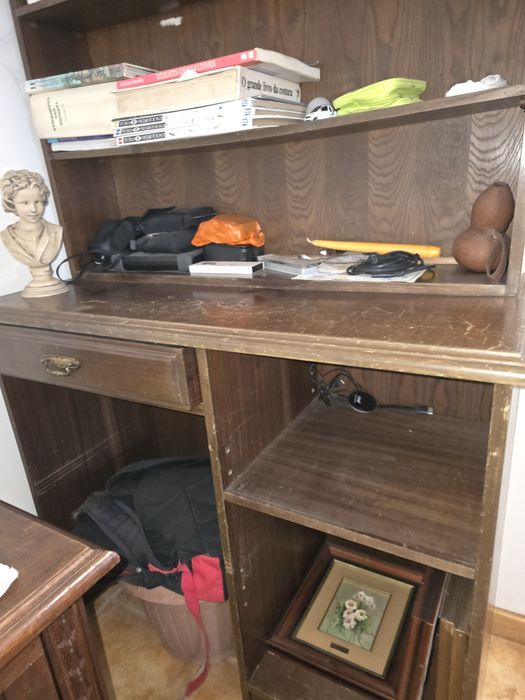 Estante antiga , madeira macica