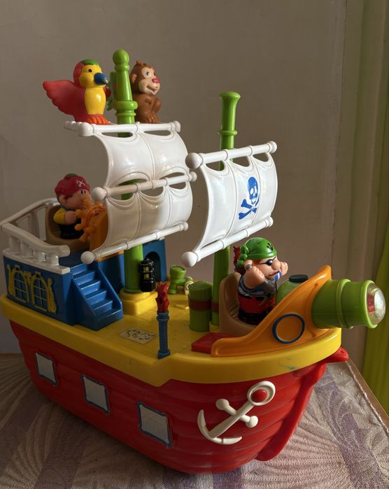 Піратський корабель, човен Kiddieland