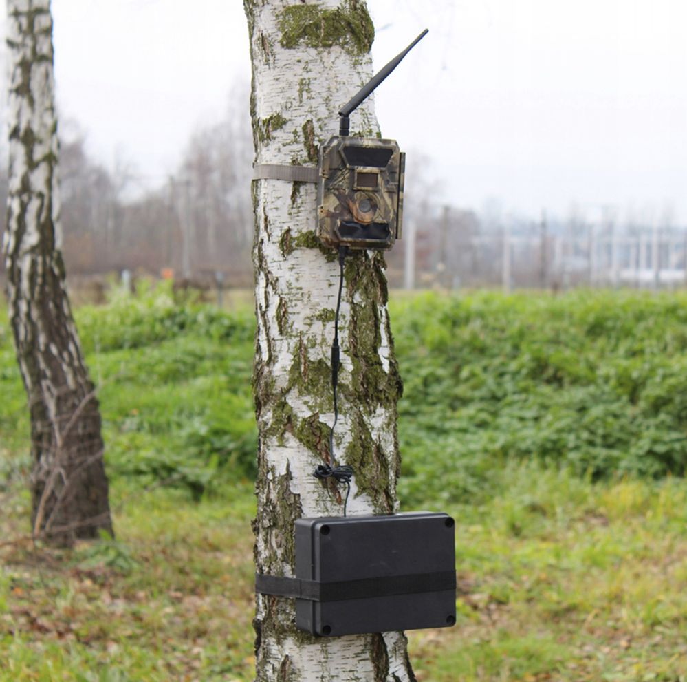 Zestaw do zasilania fotopułapki bateria + skrzynka na drzewo + ładow