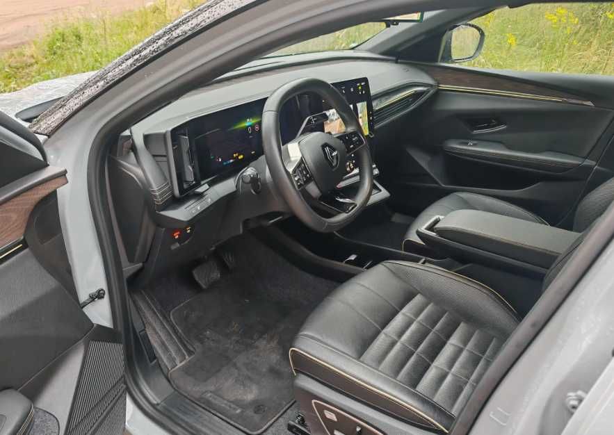 Бампер задній Renault Megane EV60 розборка Renault Megane EV60