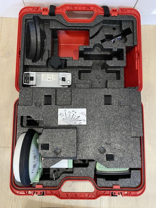 Leica GPS GNSS GS15  + CS15 + RH15