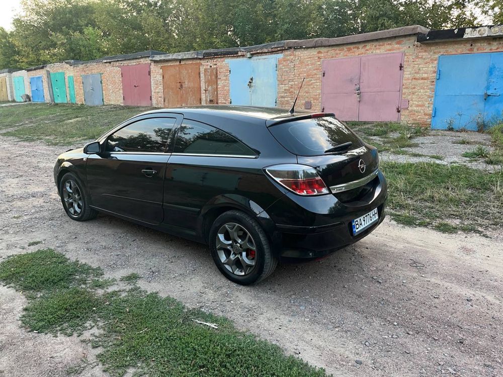 Продам opel astra h gtc