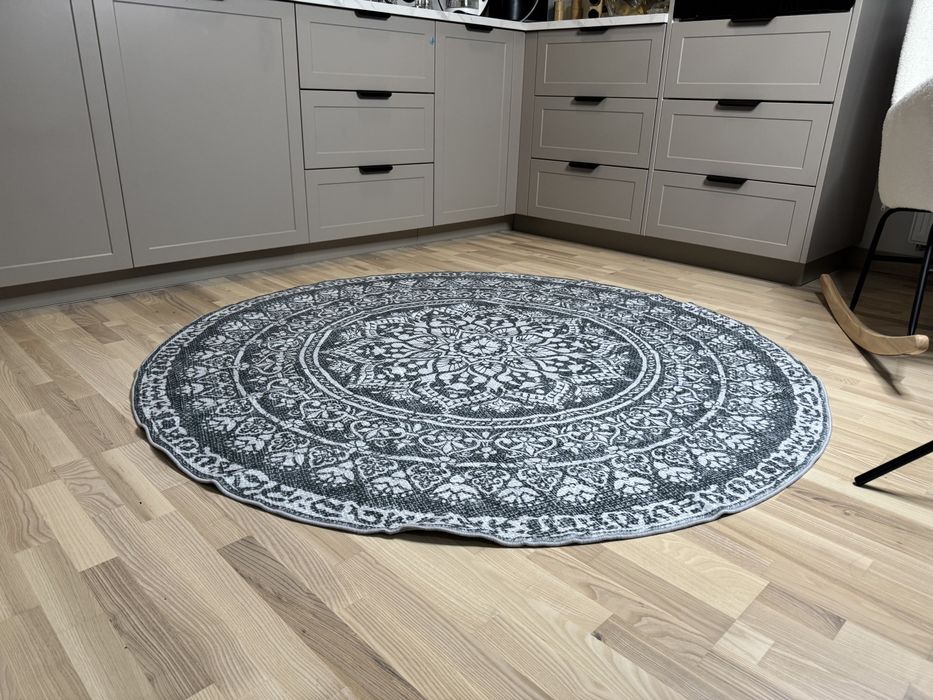 Шикарний коврик килим круглий