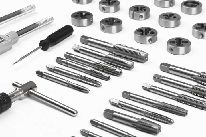 Набір мітчиків і плашок Gut Mechanic 40шт Tds10040