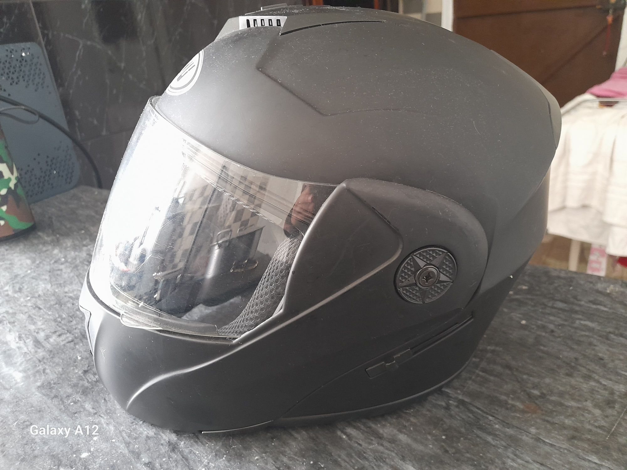 Vendo moto semi nova
