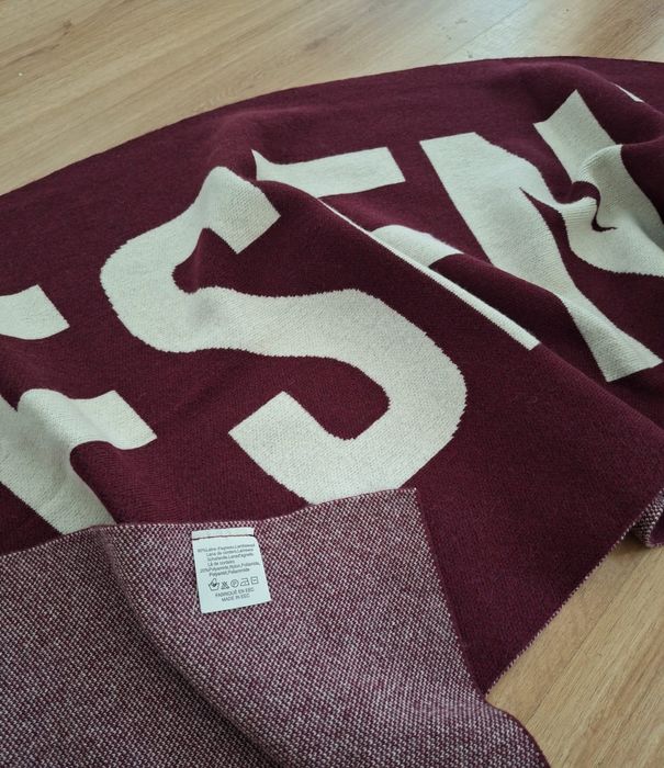 Represent Club Classic Logo Scarf
Lenght: 230 cm
