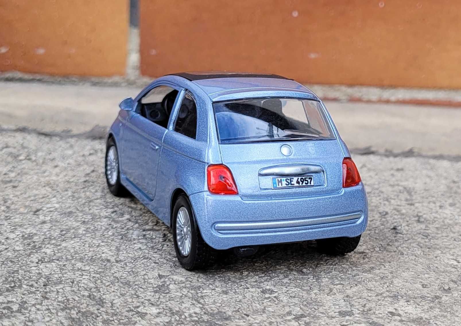 Błękitna pięćsetka Kolekcja modeli Fiat 500 Unikat 1:34