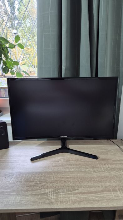 Monitor SAMSUNG C24F396FHU