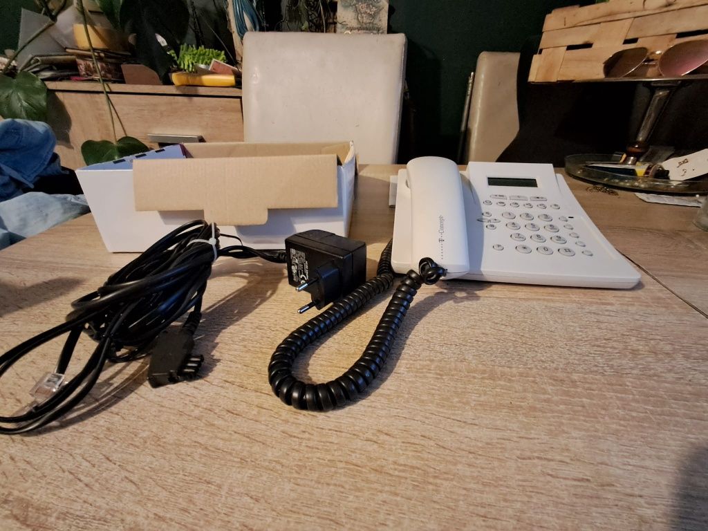 Nowy telefon stacjonarny