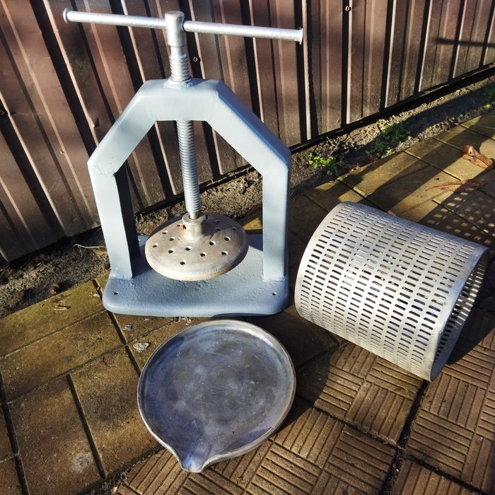 Садовый прес для отжима сока СССР