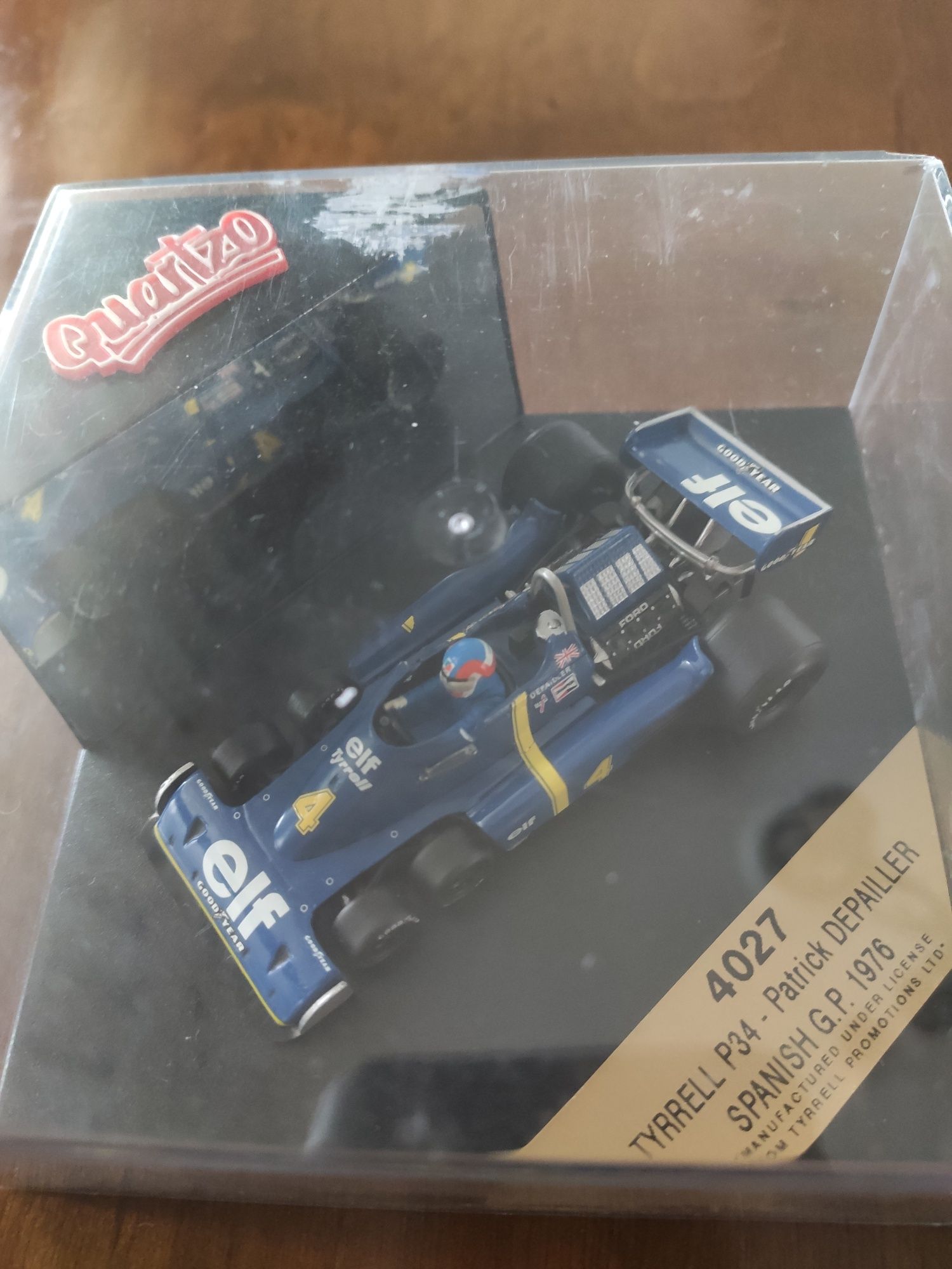 Carro Colecção QUARTZO 4027 F1 Tyrrel P34 Patrick Depailler #4 1976