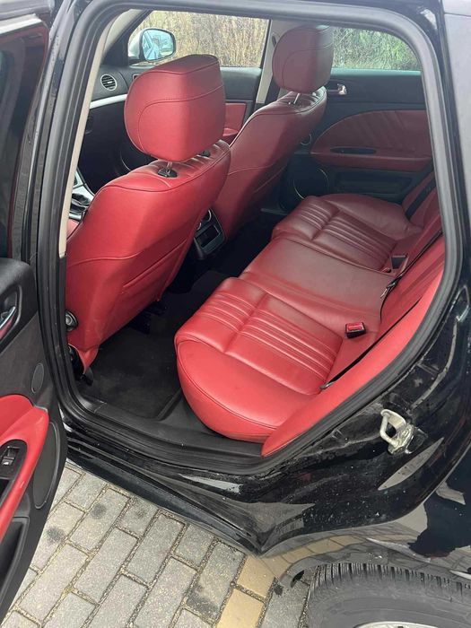 Alfa Romeo 2.4 JTDm/200km/BOSE/