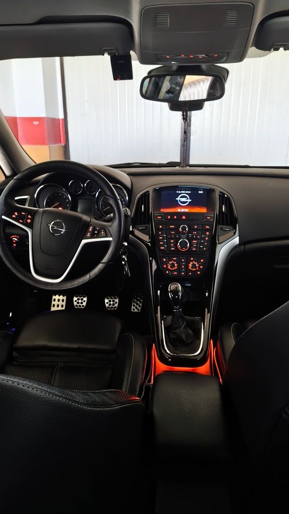 Opel Astra J Cosmo 2015r 1.4 Turbo OPC Line