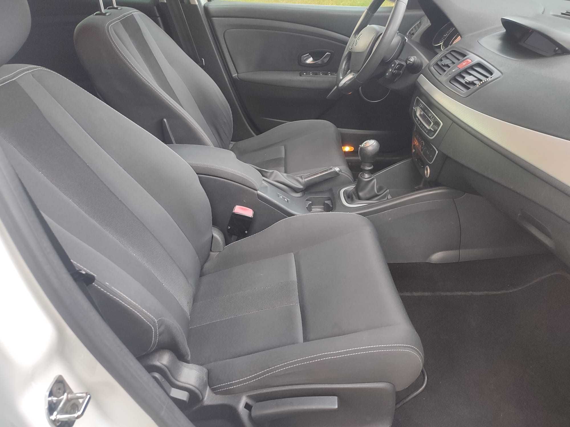 Renault Megane Sport Tourer 1.5DCI a partir de 88.65€/mês