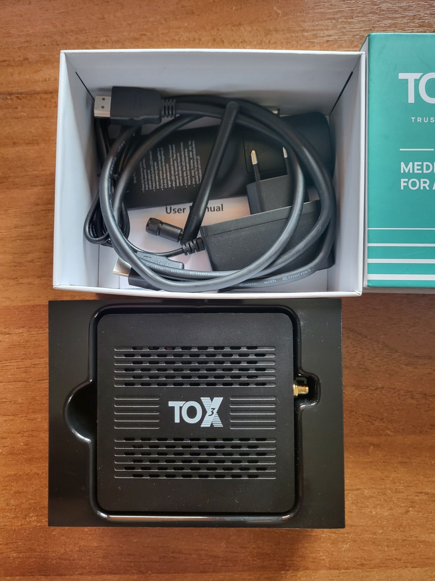 TOX 3 android TV приставка