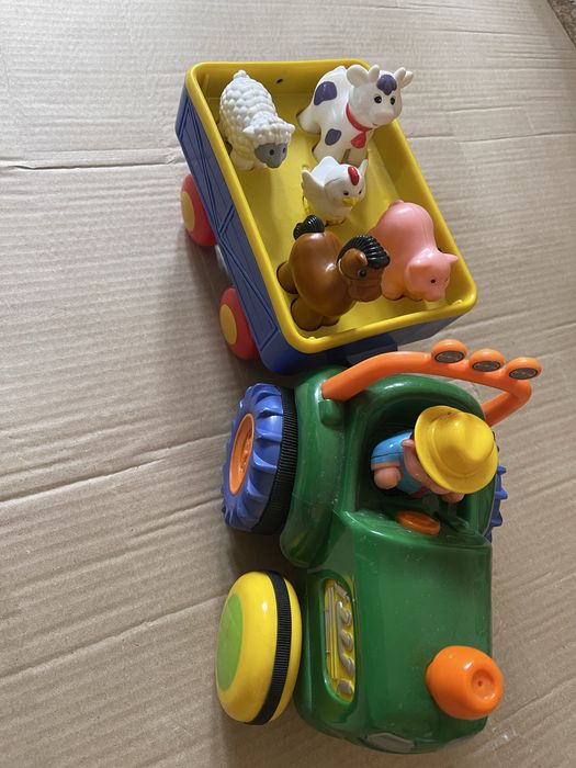 Ноєв ковчег, трактор, горшечок Fisher prise