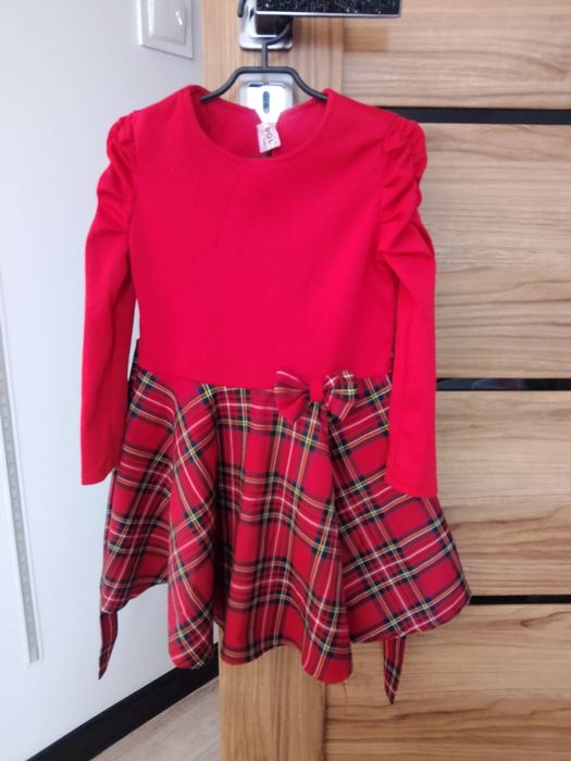 Elegancka sukienka 104