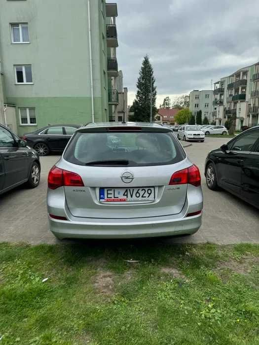 Opel Astra 1,4 benzyna, stan idealny technicznie i blacharsko