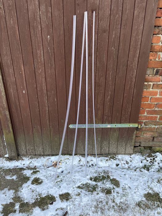 Listwy uszczelniające do kabiny prysznicowej