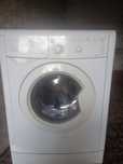 Стиральная машина Indesit IWS85105 на 5 кг