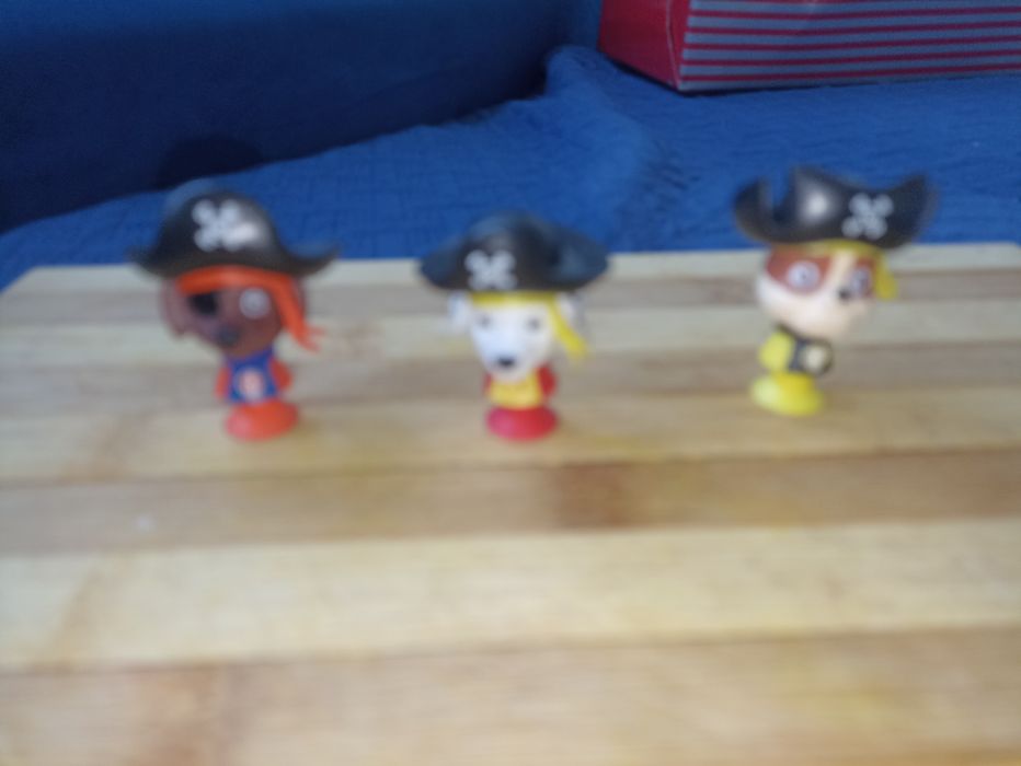 3 figureki z Psiego patrolu psy piraci