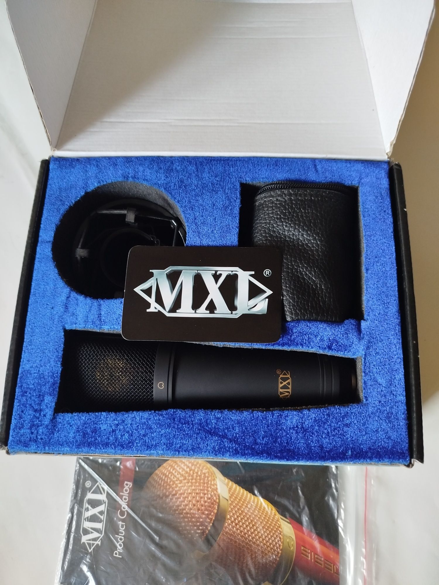 Качественный студийный микрофон Marshall Electronics MXL 2003А