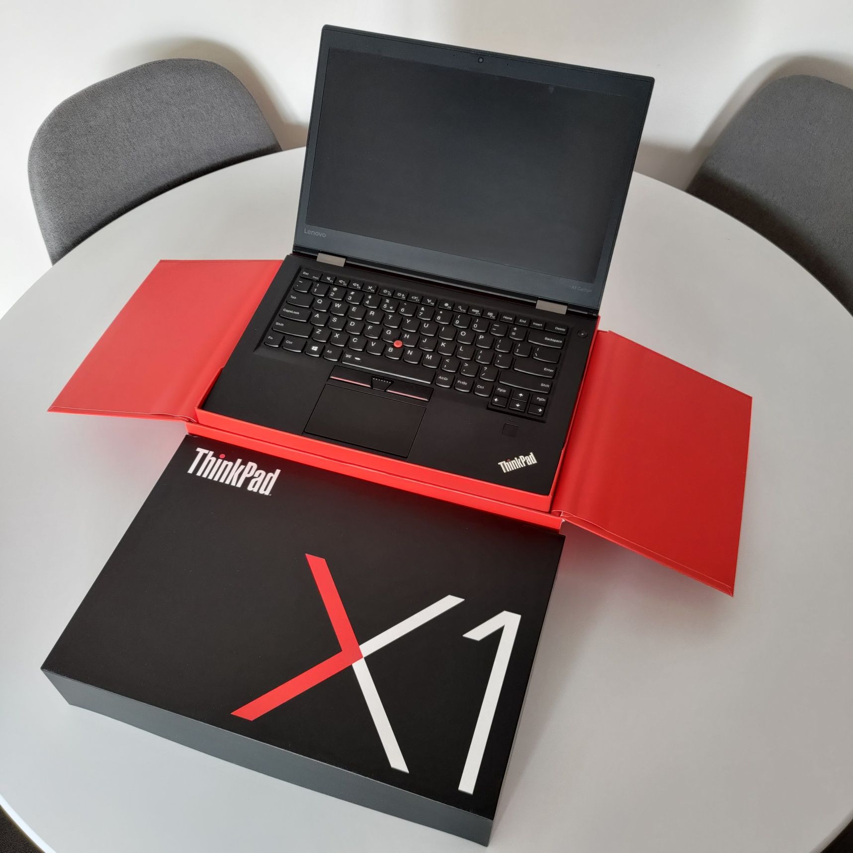 Lenovo ThinkPad X1 Carbon 4 Gen 20FB002UPB