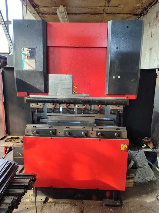 Гибка, порезка (рубка), штамповка,сварка метала аргон,полуавтомат. ЧП.