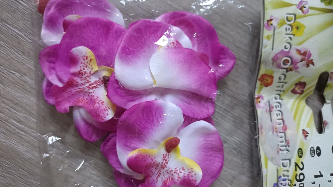Sztuczne kwiatki orchidei