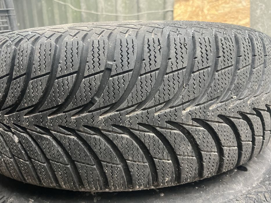 Шини Goodyear 215 65 16