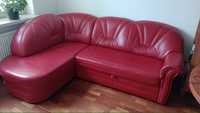 Czerwona sofa ze skóry