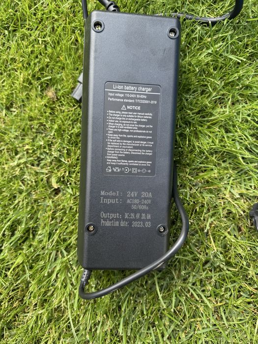 літій іонна акумуляторна батарея 24v120Ah підійде до інверторів