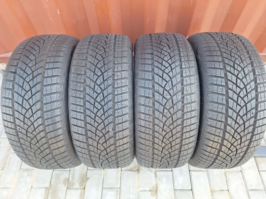 225/50/17 Goodyear Opony Zimowe 4szt 8mmQuatroSiedlce 2021R