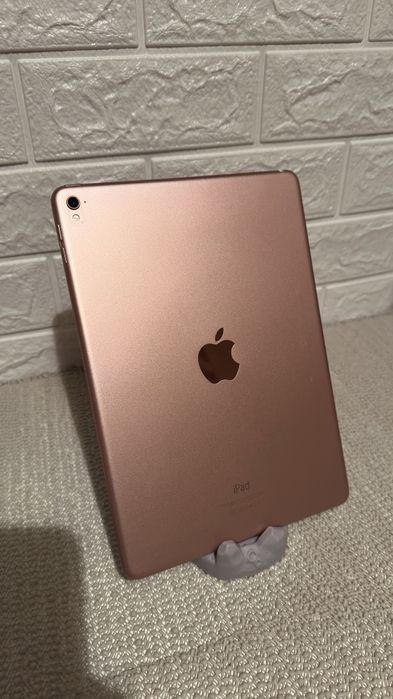 iPad Pro 9.7" | 128GB | Повний комплект + чохол