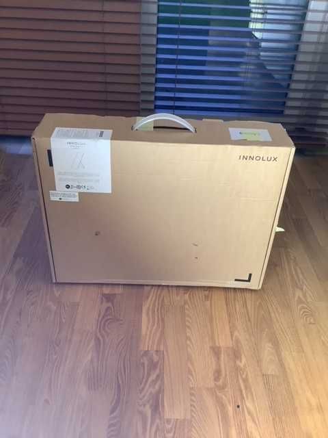 Lampa antydepresyjna Innolux Mesa LED nietrafiony prezent