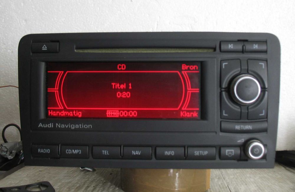 Radio Nawigacja BNS 5.0 Audi A3 8p lift z kodem i instrukcją