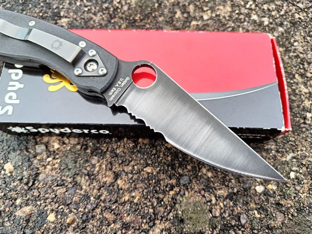 Nóż folder Spyderco Military combo s30v g10 Made in USA