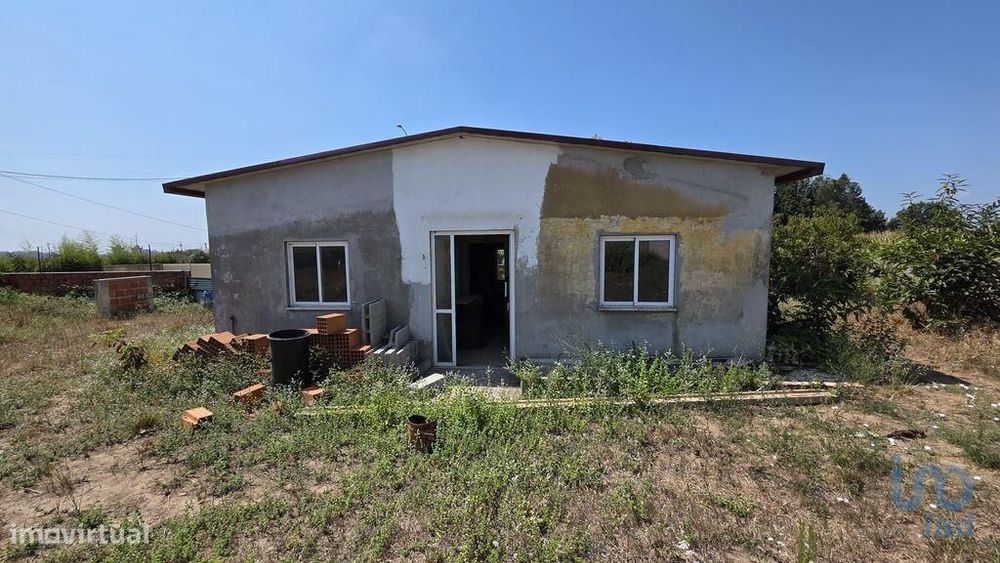 Terreno em Avanca de 585,00 m2