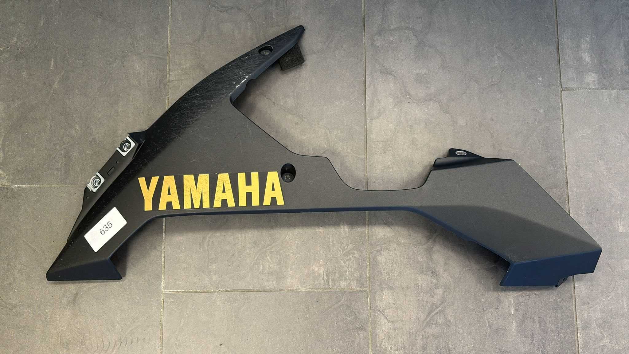 Osłona Owiewka Pług Lewy Yamaha YZF R1. 2007-08 [635]
