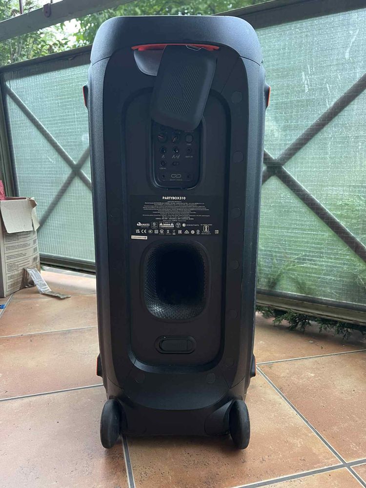 Jbl Partybox 310 glosnik