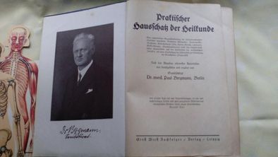 poradnik medyczny z 1920 r. w języku niemieckim