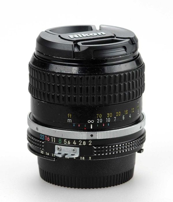 NIKKOR 85/2.0 Ai – класичний портретник від Nikon