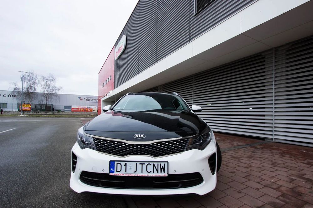 Kia Optima Optima GT, szklany odsuwany dach, pełne wyposażenie.