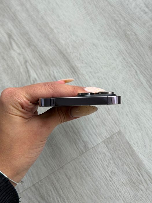 Vendo iPhone 14 Pro Max 256 GB (eSIM), cor Deep Purple