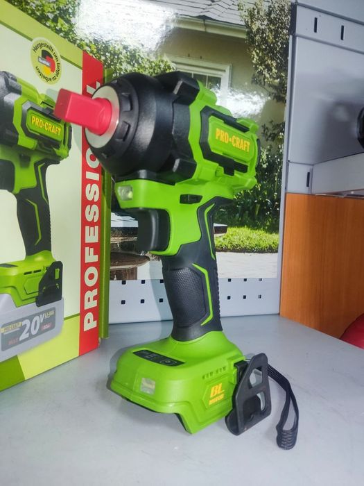 Акумуляторний гайковерт Procraft PWA18 (без АКБ, ЗП).550Нм.БЕЗЩІТКОВИЙ