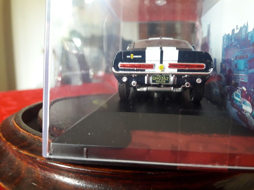 Carro miniatura Shelby Gt 500