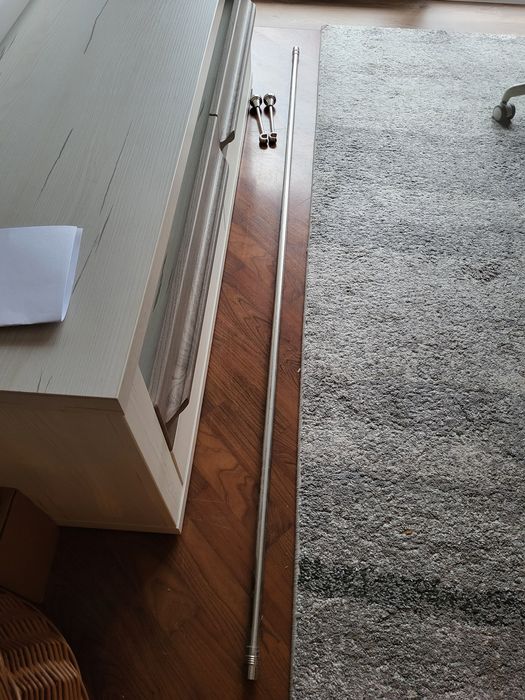 Oddam używany metalowy karnisz