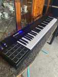 MIDI-Клавіатура ALESIS VI61