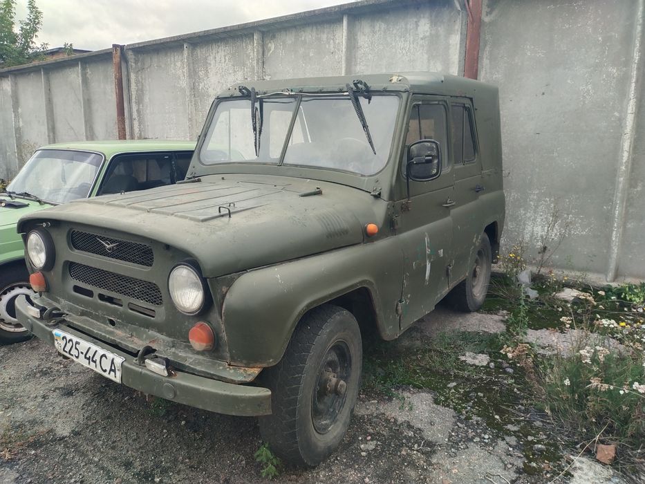Продам УАЗ 31512
