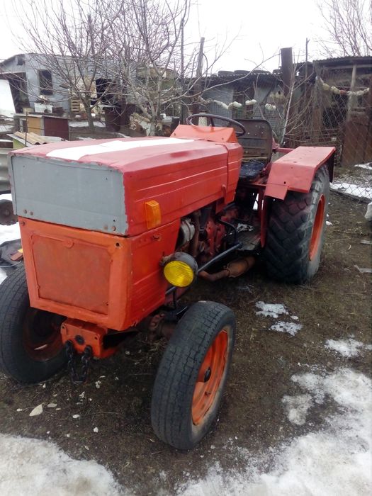 Трактор универсал 445в